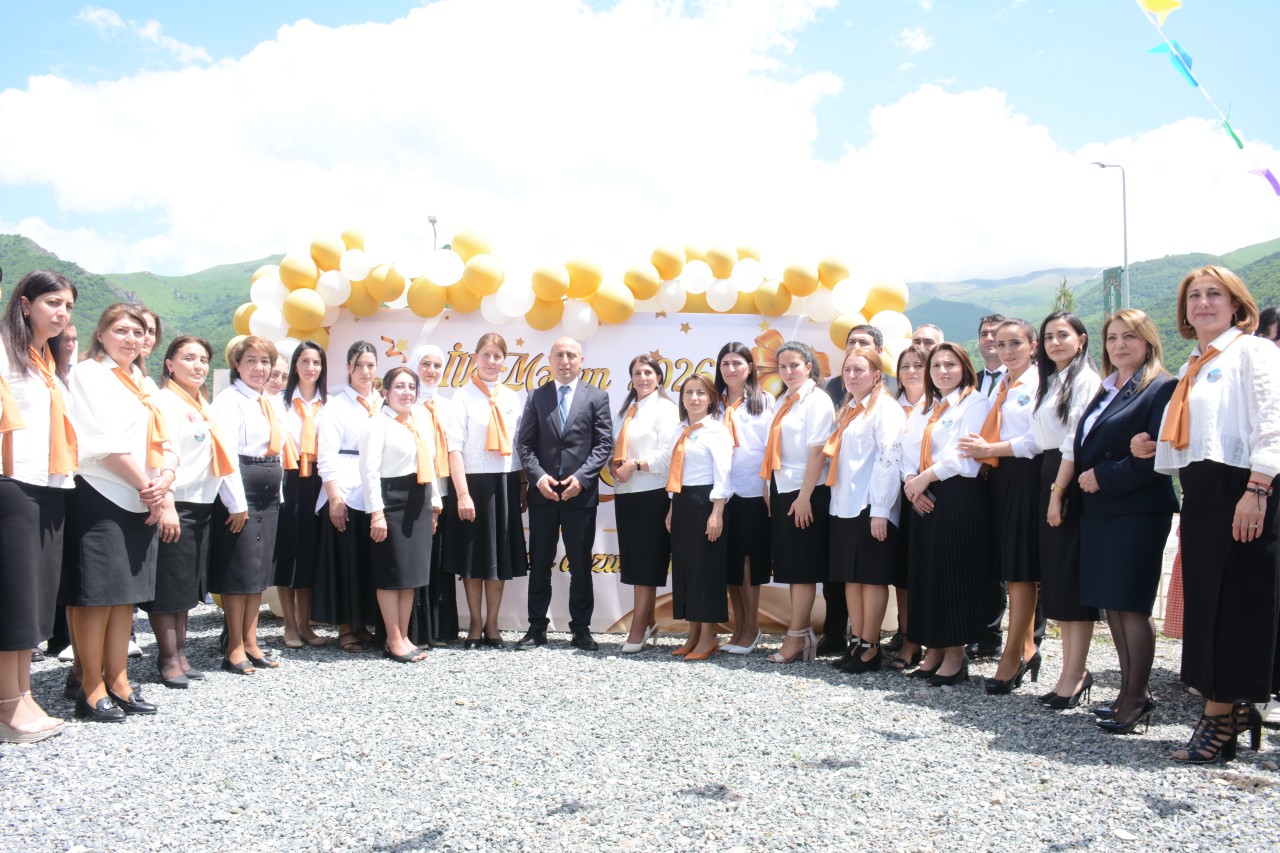 Nazir Kəlbəcərin ilk və tək məzununun "Son zəng"ində - FOTOLAR