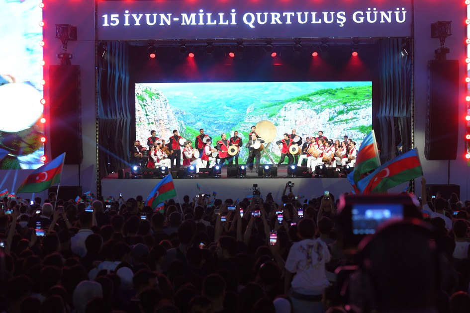 Bakıda Milli Qurtuluş Gününə həsr olunan bayram konserti - FOTOLAR