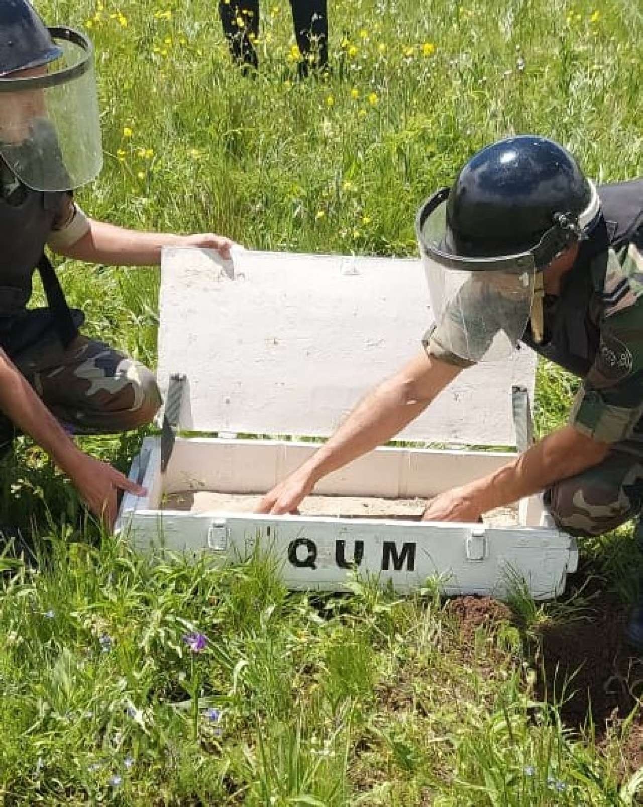 Şahbuzda hərbi sursat aşkar edildi - FOTOLAR
