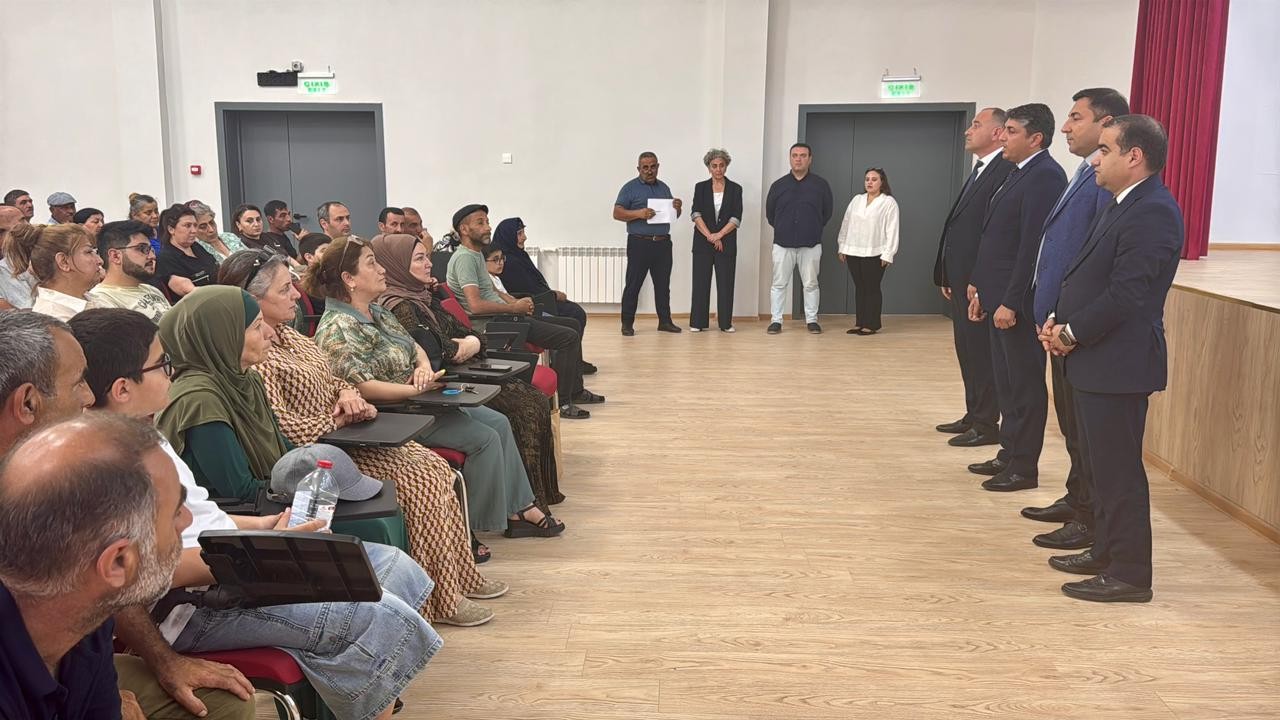 Köç karvanı Şükürbəyli kəndinə çatıb - FOTOLAR (YENİLƏNİB)