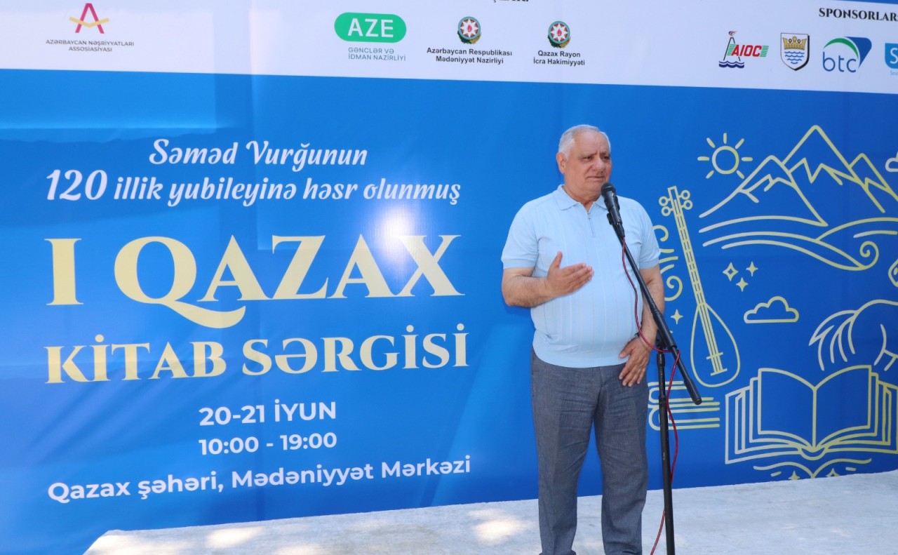 Birinci Qazax Kitab Sərgisi keçirildi - FOTOLAR