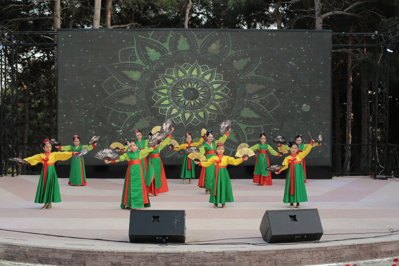 Xətaidə “Musiqili Bakı” adlı konsert proqramı keçirilib - FOTOLAR