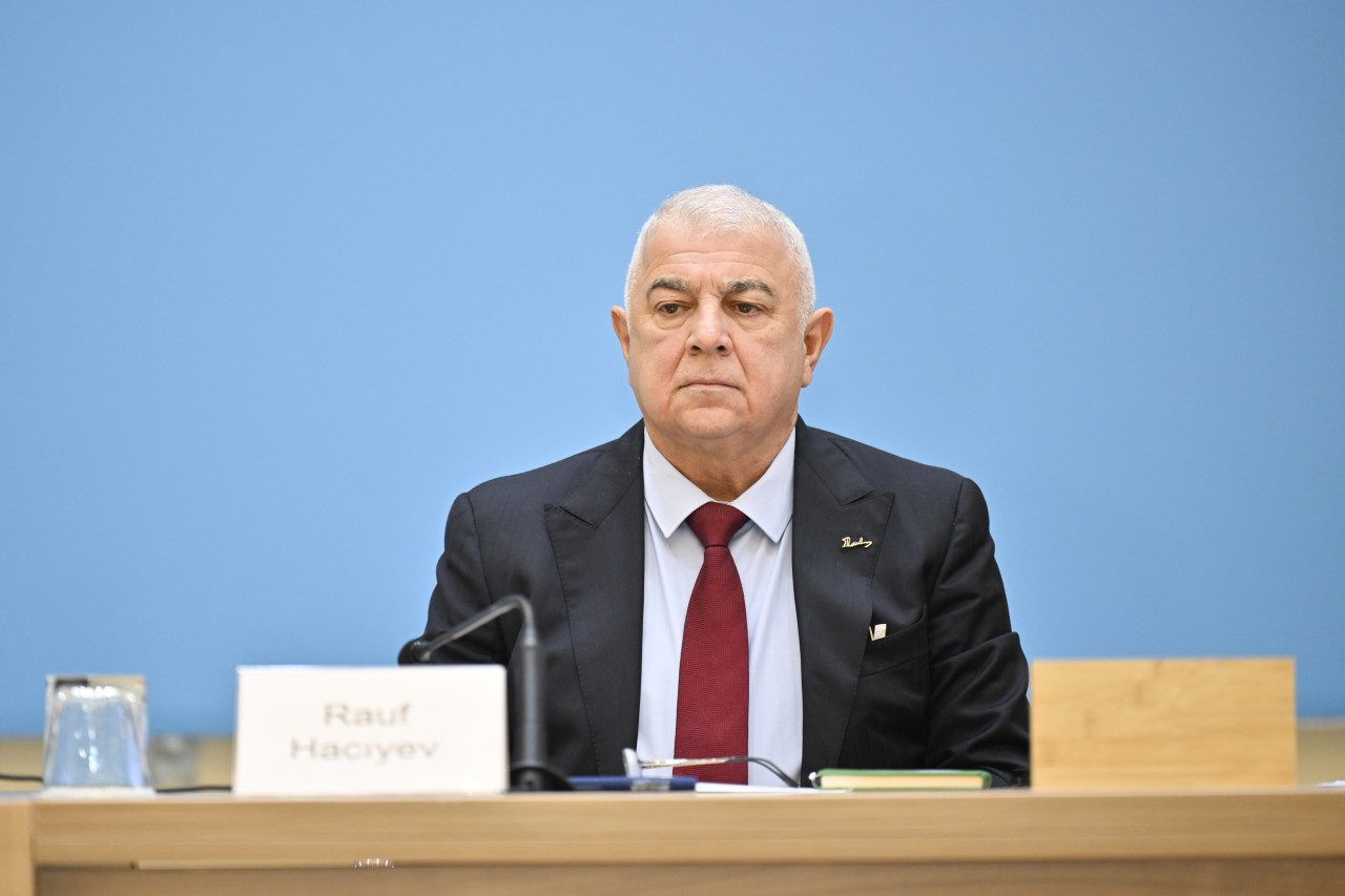 Prezidentin köməkçisi Biləsuvarda regional müşavirə keçirdi - FOTOLAR