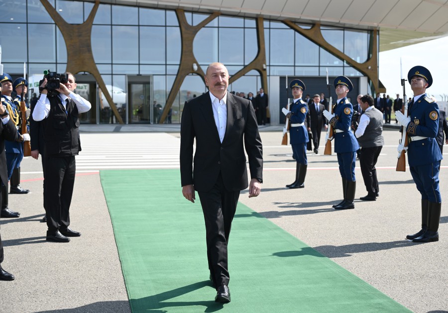İlham Əliyev Berdiməhəmmədovu Füzulidə qarşıladı - FOTOLAR