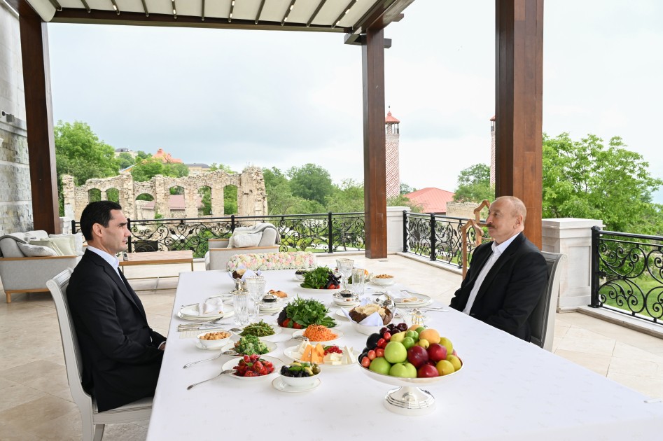 Prezidentlər Şuşada birgə nahar ediblər - FOTO