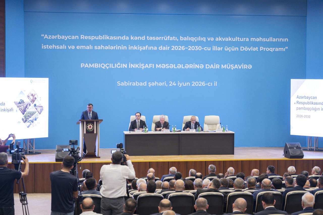 Prezidentin köməkçisi və nazir Sabirabadda regional müşavirə keçirdi - FOTOLAR
