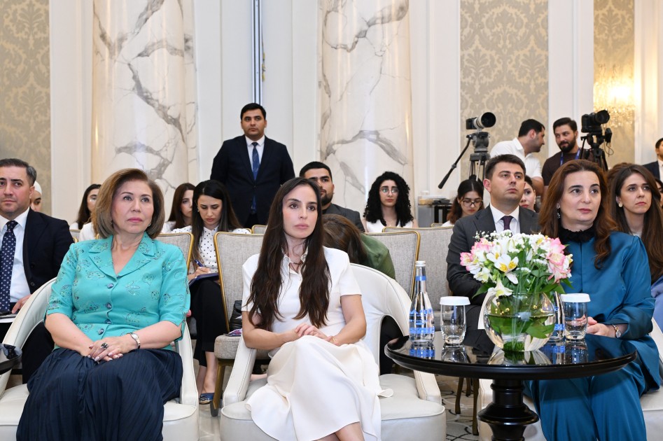 Leyla Əliyeva “Qızların təhsilinə dəstək” layihəsinin II Məzun Günündə - FOTOLAR