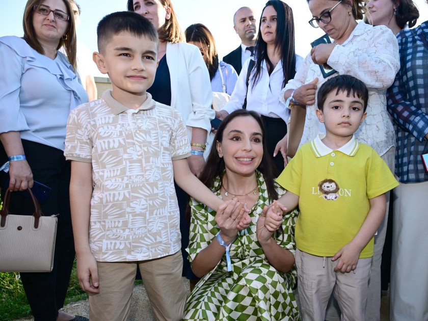 Leyla və Alona Əliyevalar Xeyirxahlıq Festivalında - FOTOLAR