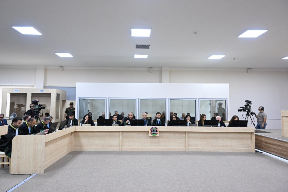 Arayikgilin növbəti məhkəməsi oldu - FOTOLAR