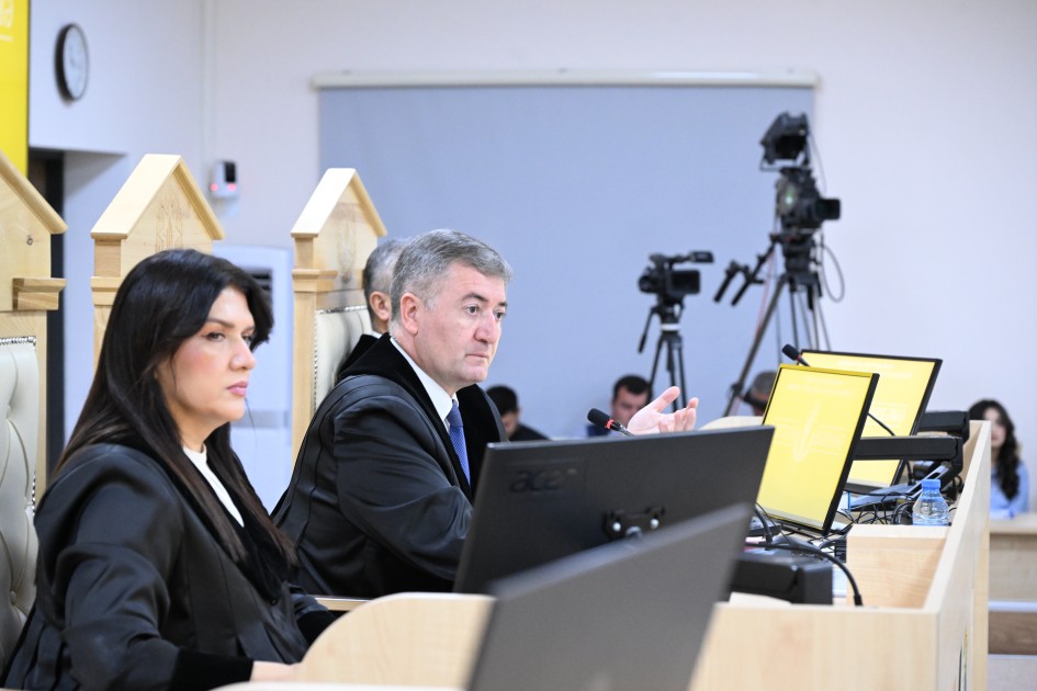 Arayikgilin növbəti məhkəməsi oldu - FOTOLAR