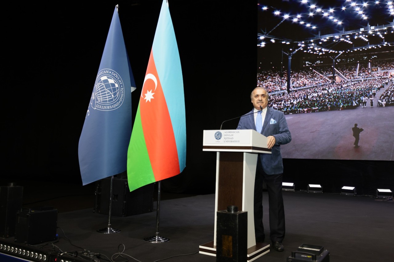 UNEC-də 6091 tələbə məzun oldu - FOTOLAR