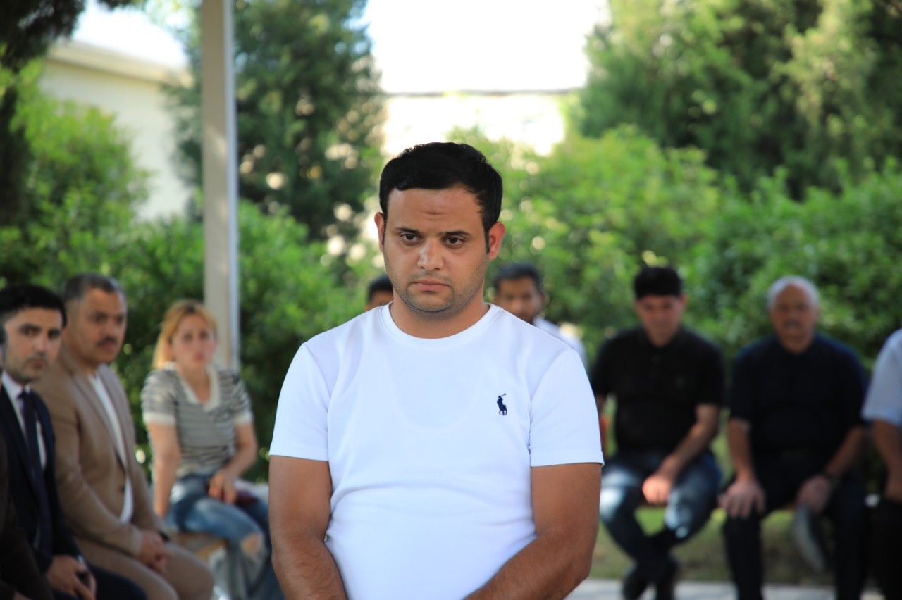 Niyazi Bayramov vətəndaşlarla növbəti dəfə səyyar görüş keçirib - FOTOLAR