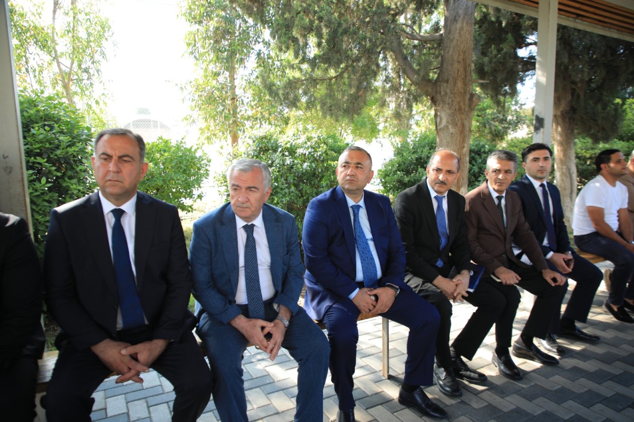 Niyazi Bayramov vətəndaşlarla növbəti dəfə səyyar görüş keçirib - FOTOLAR