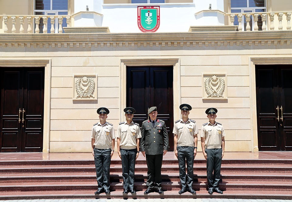 Türkiyə generalı Azərbaycan HDQ-də - FOTOLAR
