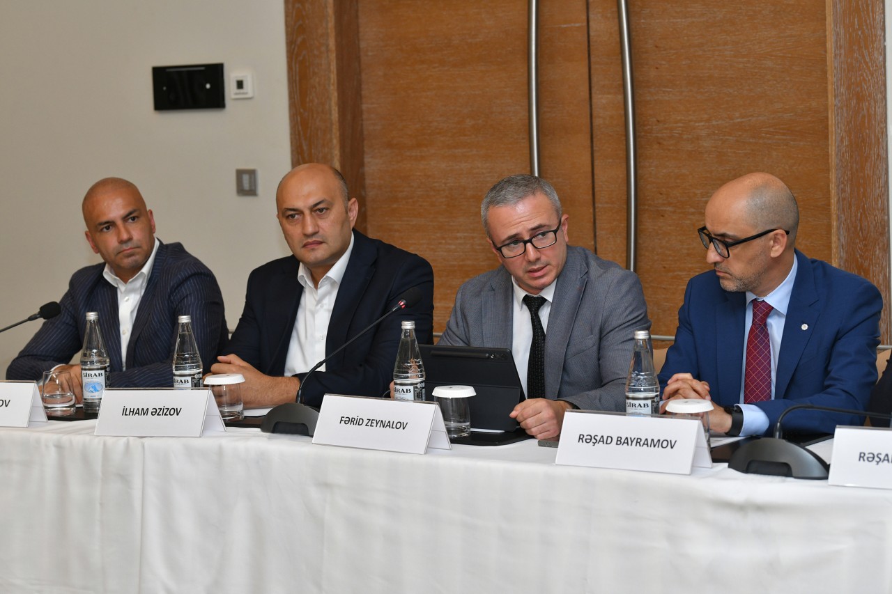 RİNN ictimai dinləmə təşkil etdi - FOTOLAR