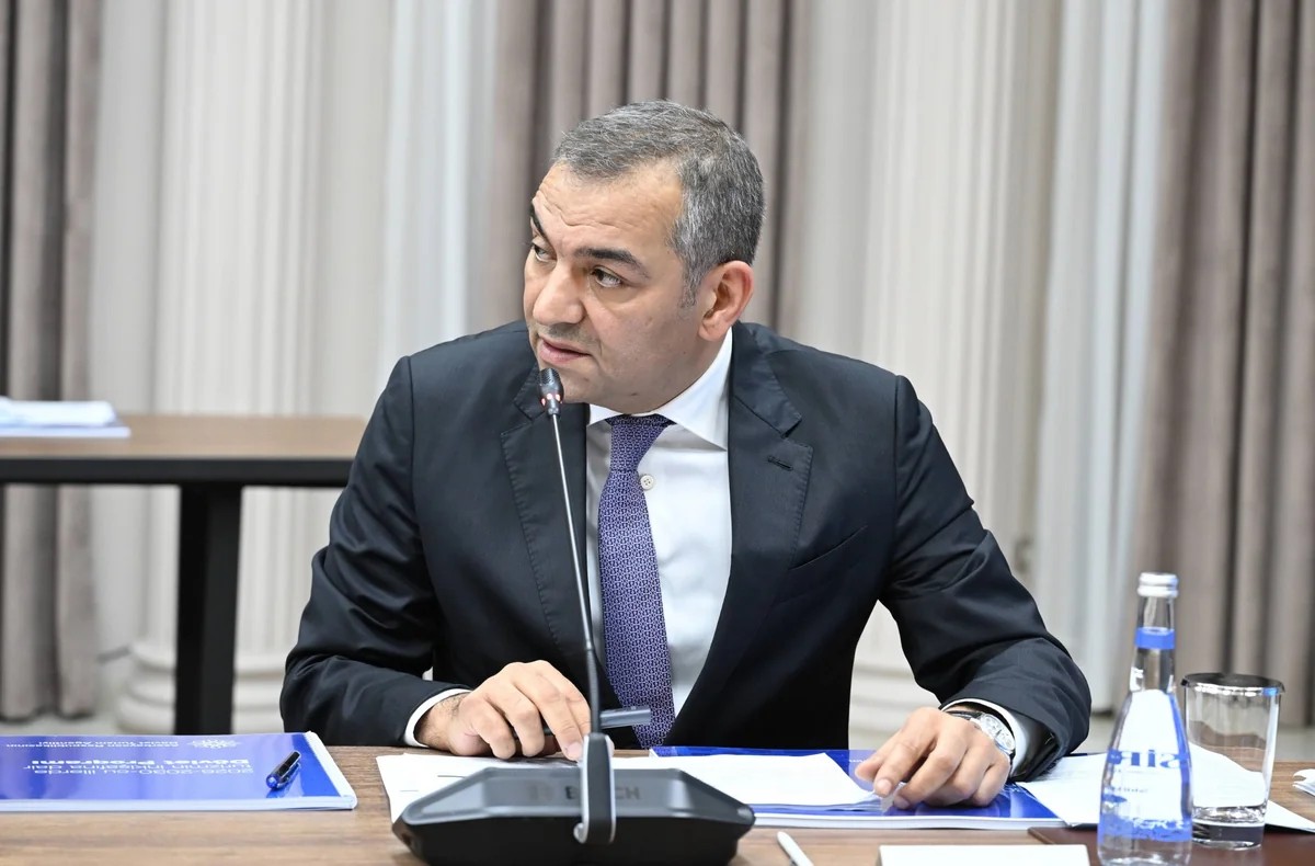 Əli Əsədov İqtisadi Şuranın iclasını keçirdi - FOTOLAR