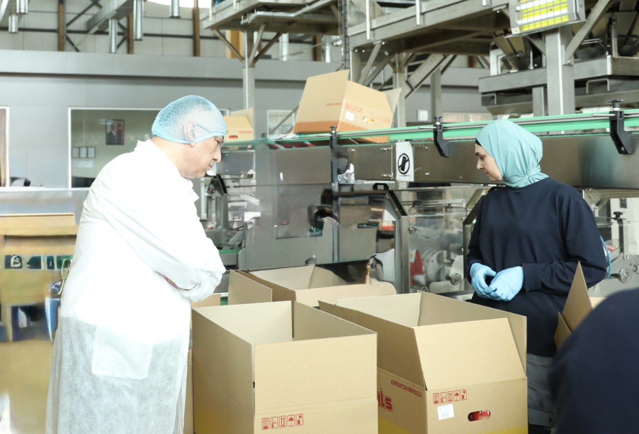 Qoşqar Təhməzli Qəbələ Konserv Zavodunun fəaliyyəti ilə tanış oldu - FOTOLAR