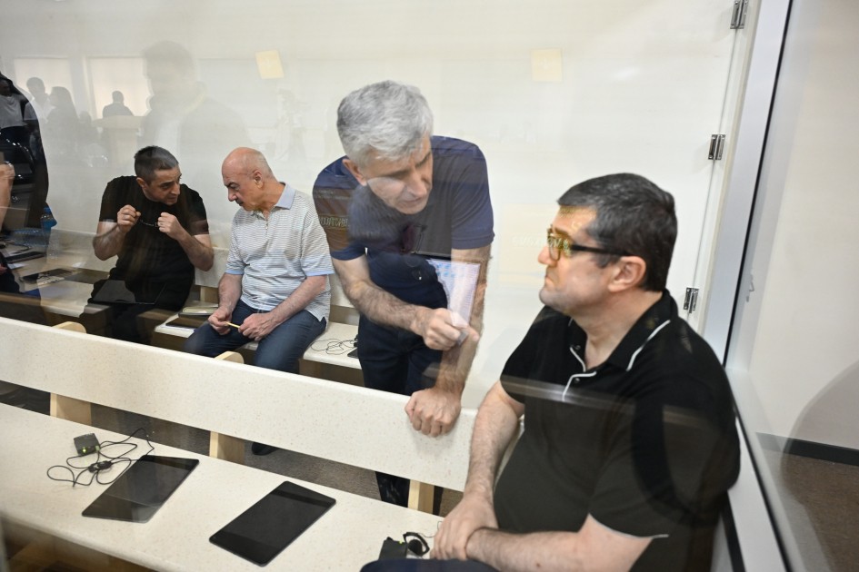 Arayikgilin apellyasiya məhkəməsi çıxışlarla davam etdirilib - FOTOLAR