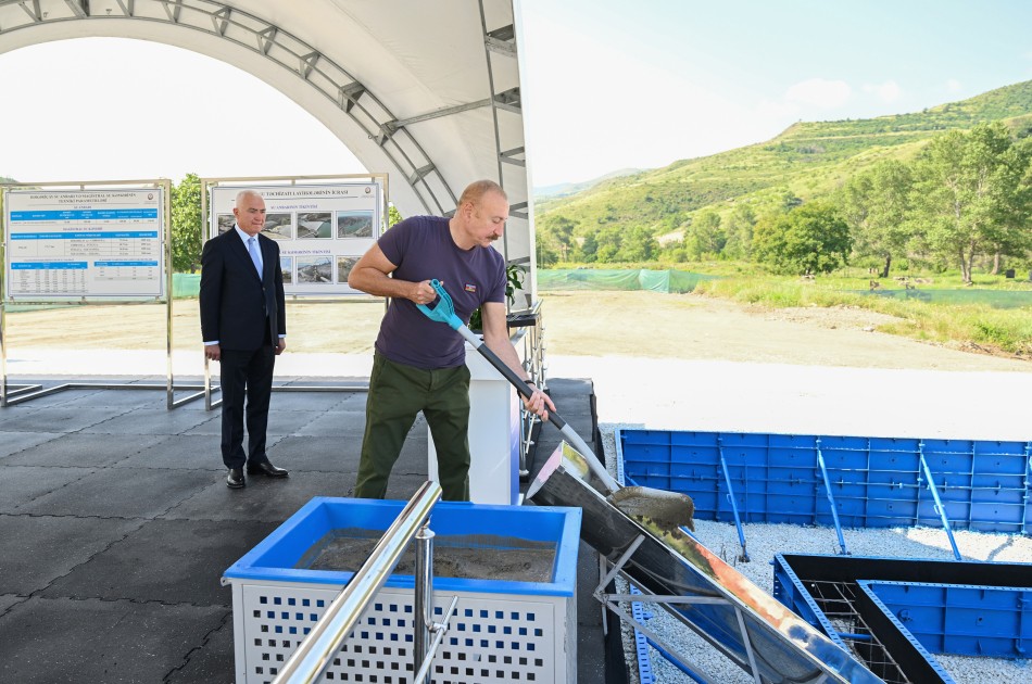 Prezident Laçında “Həkəriçay” su anbarının təməlini qoydu - FOTOLAR