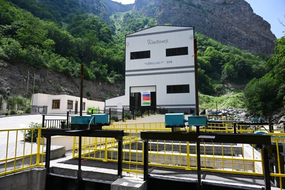İlham Əliyev Laçında su elektrik stansiyalarının açılışında - FOTOLAR