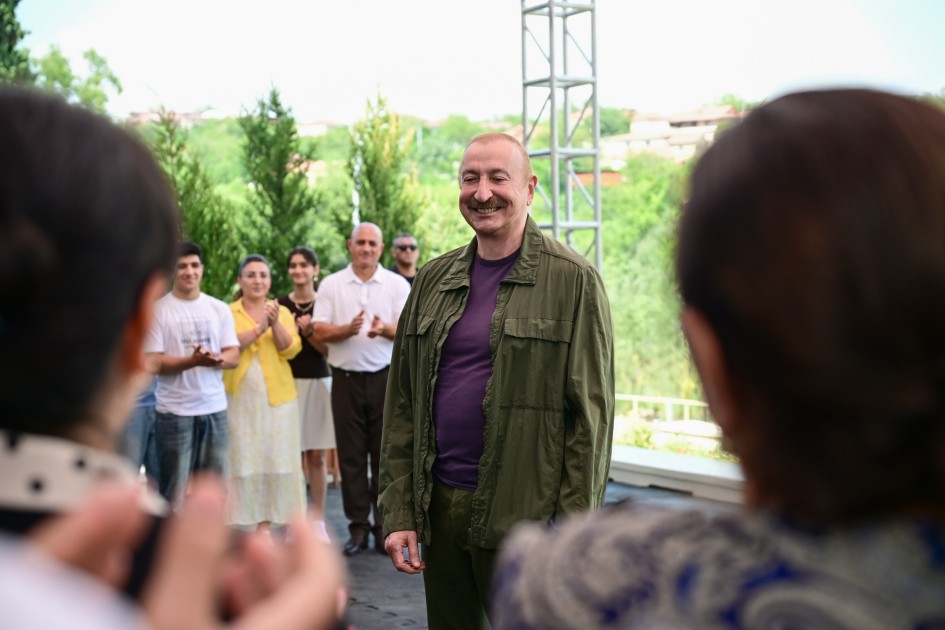 Dövlət başçısı Xocavəndin Quzeyxırman kəndində olub - FOTOLAR