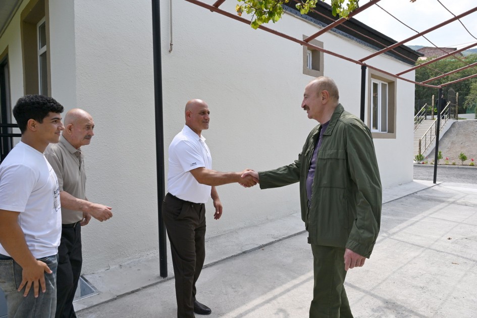 Dövlət başçısı Xocavəndin Quzeyxırman kəndində olub - FOTOLAR