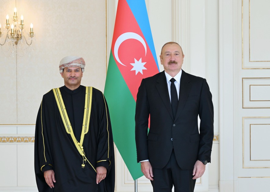 İlham Əliyev yeni səfirləri qəbul etdi - FOTOLAR (YENİLƏNİB)