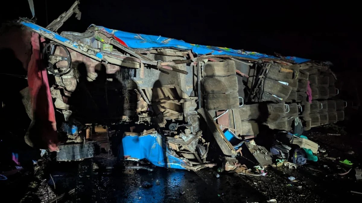 Pilotlarımız çətin döyüş manevrləri üzrə tapşırıqlar yerinə yetiriblər - FOTOLAR