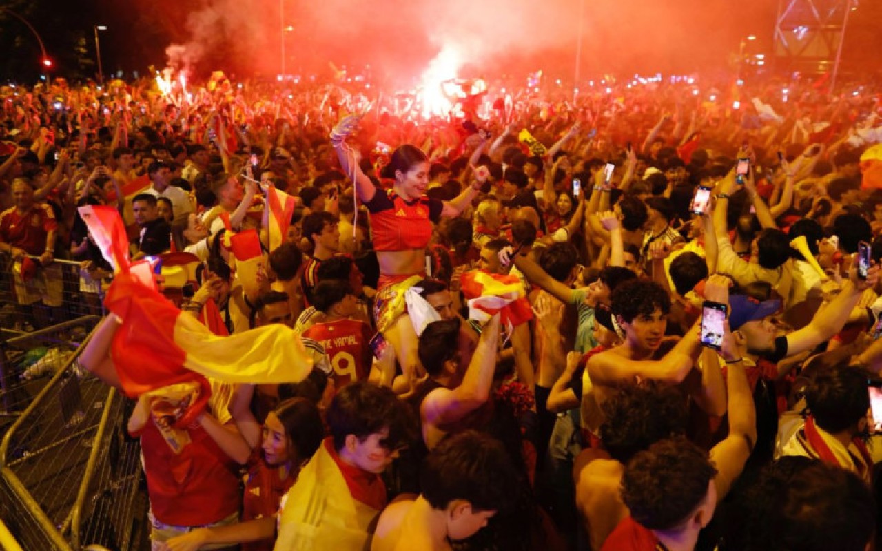 İspaniyanın qələbəsini qeyd edən 2 nəfər öldü - Yaralılar var