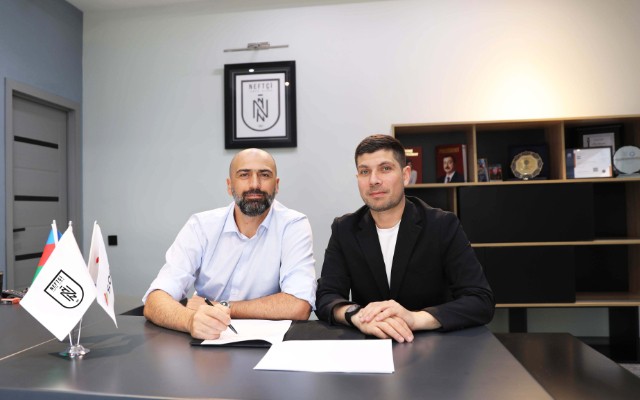 “Neftçi"yə yeni baş məşqçi təyin olundu