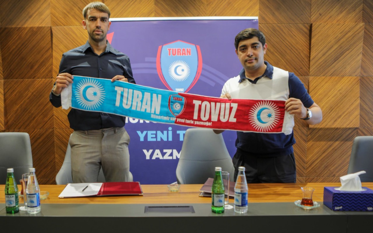 Serbiyalı futbolçu “Turan Tovuz”a keçdi