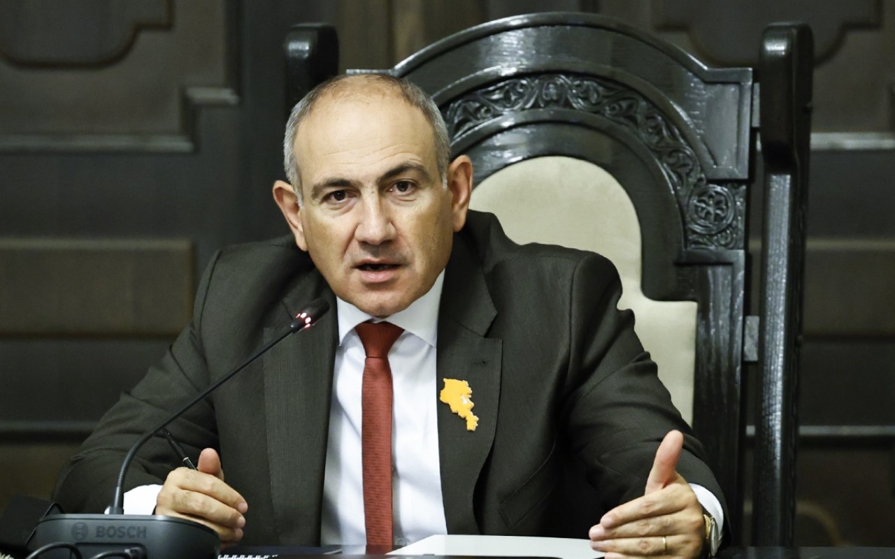 Paşinyan Xarici İşlər Nazirliyinin adını dəyişdirir