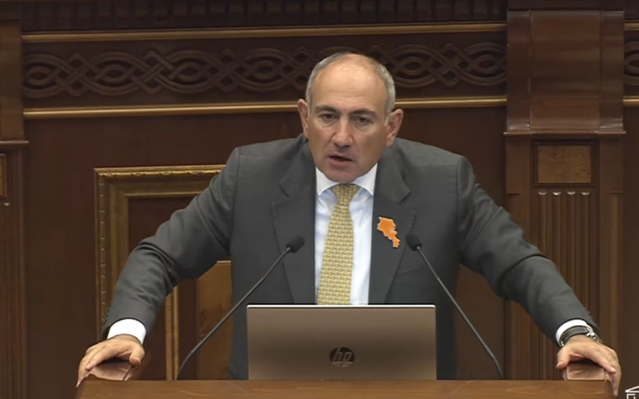 "Ya inqilab edin, ya da işləyin" - Müxalifətə səsləndi