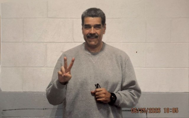 Maduro həbsxanadan fotolarını paylaşıb, bunları yazdı - FOTO