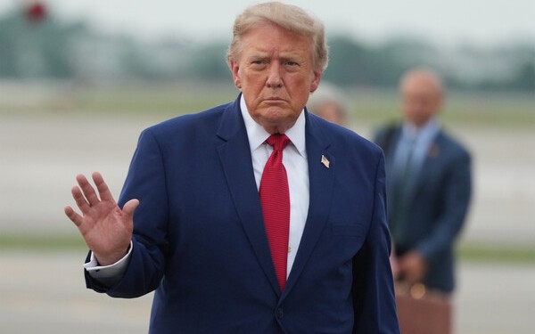 Venesuela neftini Amerika xalqına hədiyyə edir