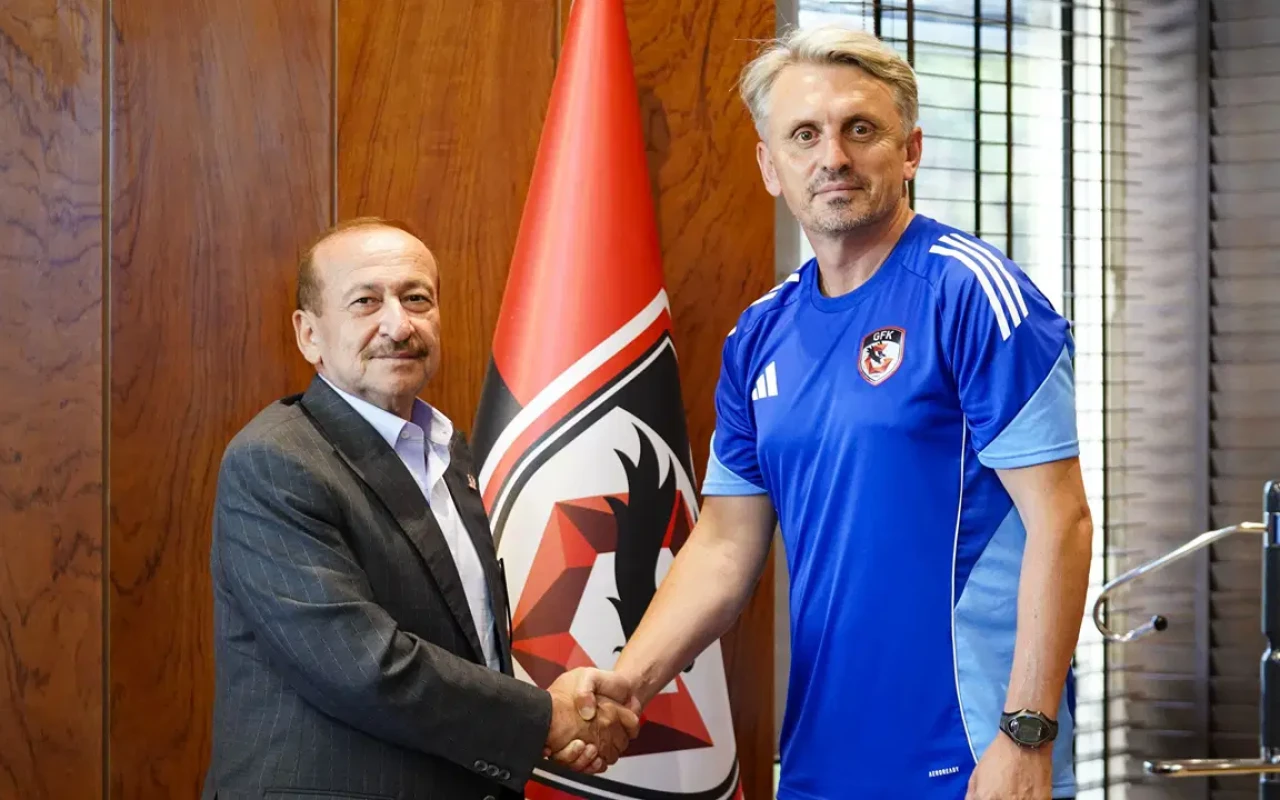 Türkiyə klubunda yeni baş məşqçi