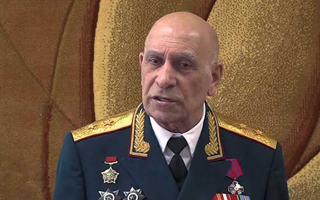 General Ermənistan vətəndaşlığından imtina etdi