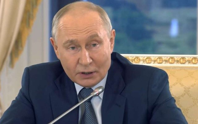 "İnsanın taleyi status və ya sərvətlə müəyyən edilməməlidir" - Putin (VİDEO)
