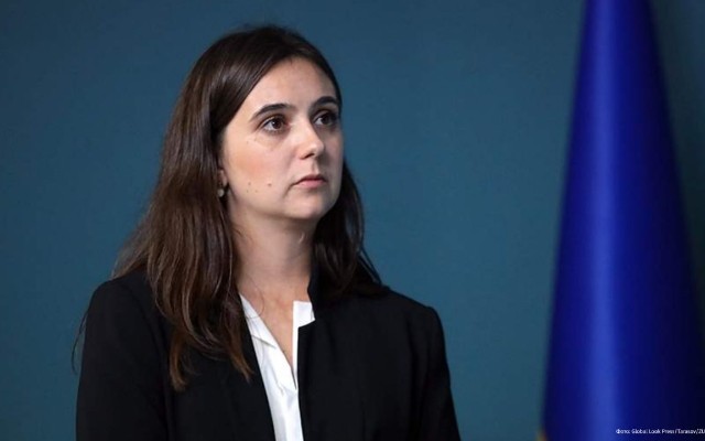 Zelenski keçmiş mətbuat katibinə sanksiya tətbiq etdi