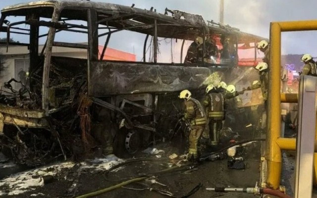 Türkiyədə avtobus yandı - Ölənlər və yaralananlar var (FOTO)