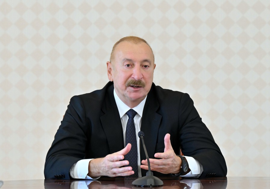 İlham Əliyev TDT ölkələrinin təhlükəsizlik üzrə rəhbərlərini qəbul etdi - FOTOLAR (YENİLƏNİB)