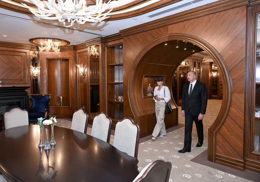 İlham Əliyev və birinci xanım "Pirqulu Park" hotelinin açılışında - YENİLƏNİB