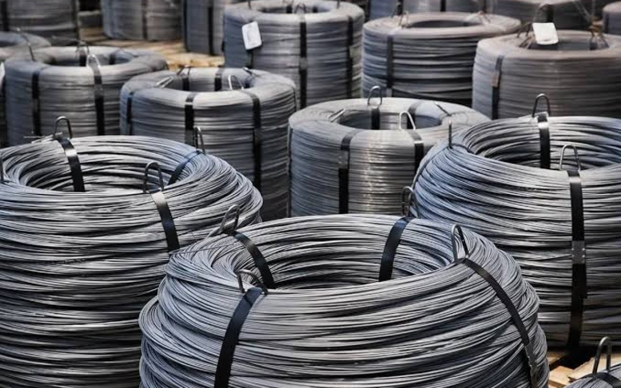 Ukraynada polad istehsalının 90 faizi dayandı