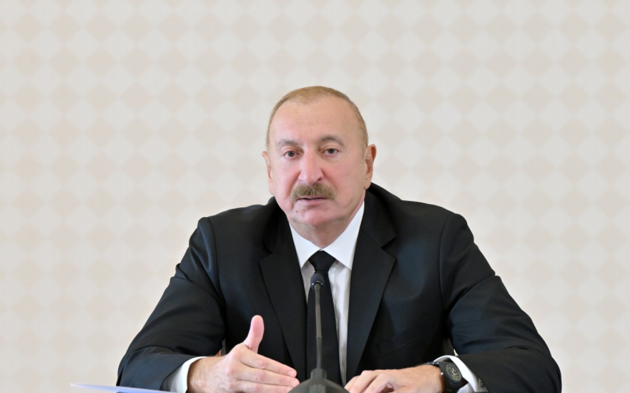 İlham Əliyev Forum iştirakçılarına müraciət etdi