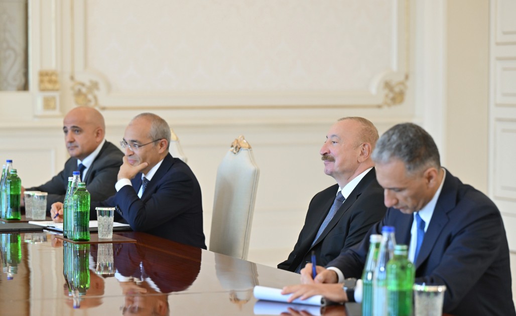 İlham Əliyev Çin və İtaliya şirkətlərinin rəhbər şəxslərini qəbul etdi - FOTOLAR