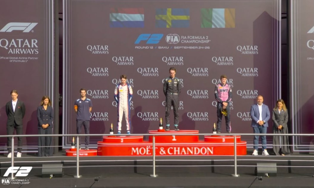 Formula 2: Sprint yarışının qalibi mükafatlandırıldı (FOTO)