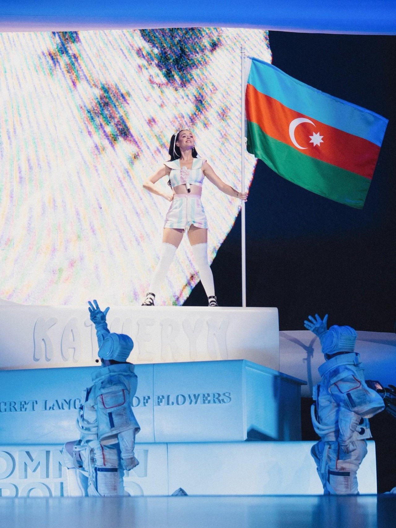 Keti Perridən Bakı ilə bağlı paylaşım - FOTOLAR