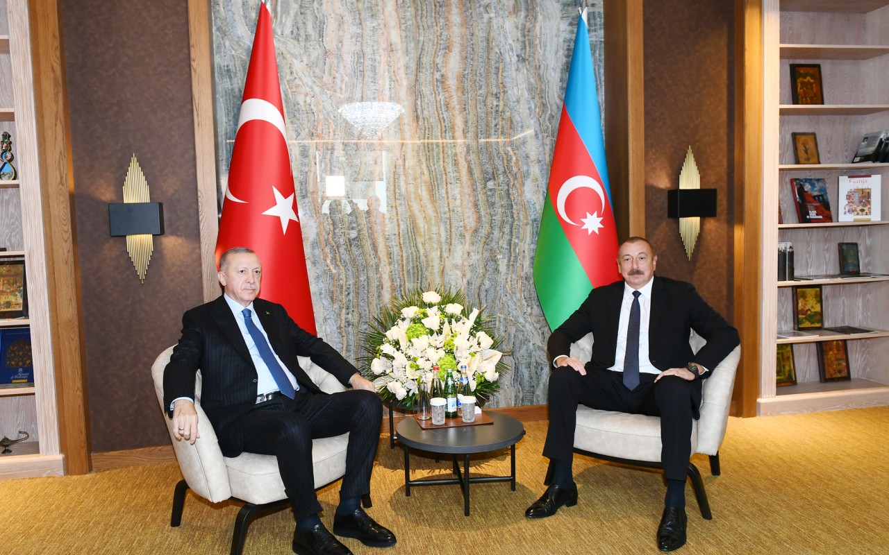 Ərdoğan İlham Əliyevə zəng etdi - YENİLƏNİB