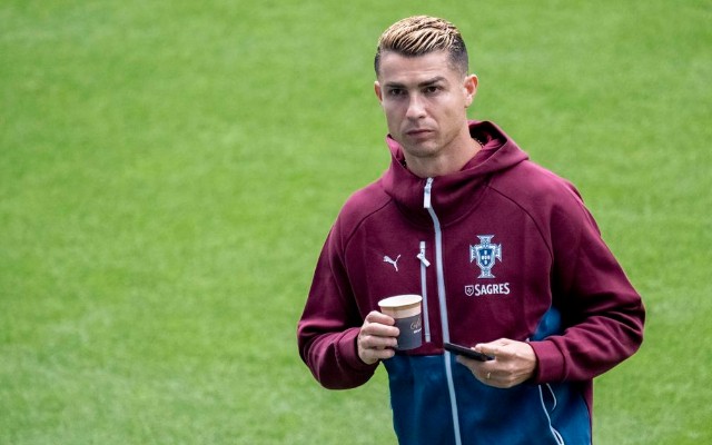 Ronaldo millinin düşərgəsindən belə gedib - VİDEO