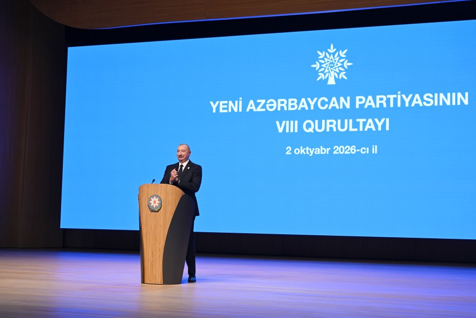 İlham Əliyev YAP-ın qurultayında çıxış etdi - FOTOLAR (YENİLƏNİB)